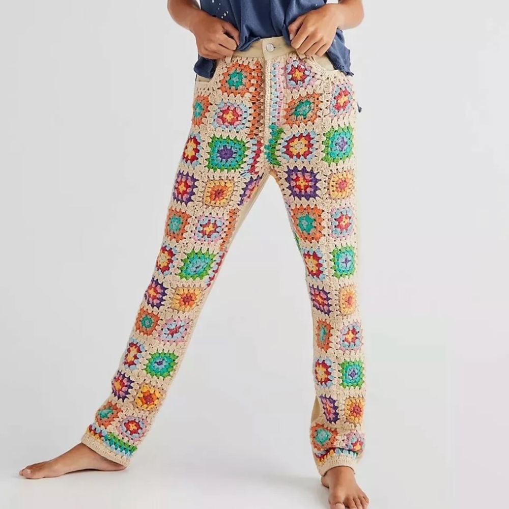 NWOT Free People Zuri Crochet Granny Square Relaxed Straight Jeans Z5-11 - Picture 8 of 14